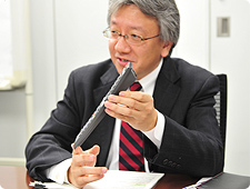 日立コンシューマエレクトロニクス マーケティング事業部 マーケティング本部担当本部長 兼 商品戦略企画部長 山内浩人さん